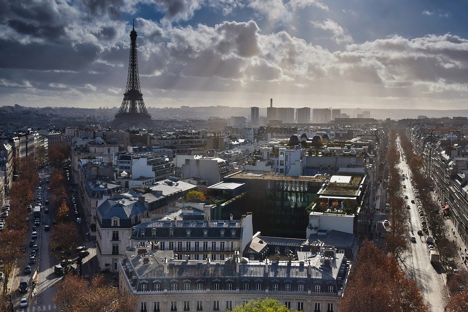 Investir dans l’immobilier à Paris : quel bien acheter ?